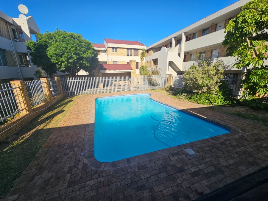 To Let 1 Bedroom Property for Rent in Churchill Estate Western Cape